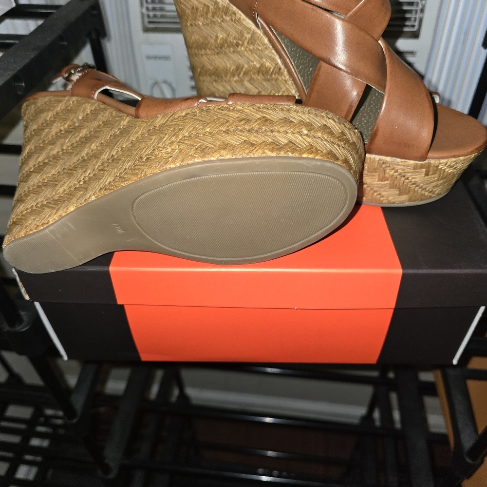 Shoes - Picture 2 of 2